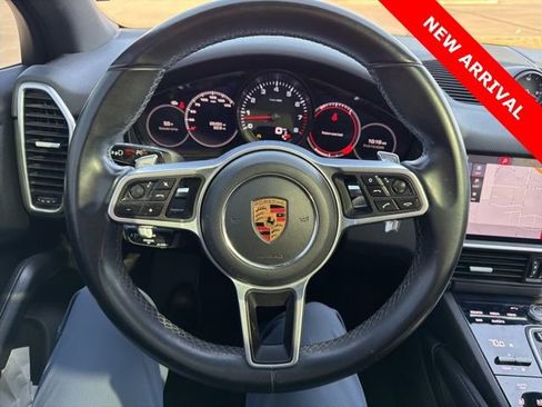 Used 2019 Porsche Cayenne Base FWD image 16
