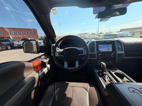 Used 2016 Ford F150 King Ranch w/ Equipment Group 601A Luxury AWD/4WD image 21