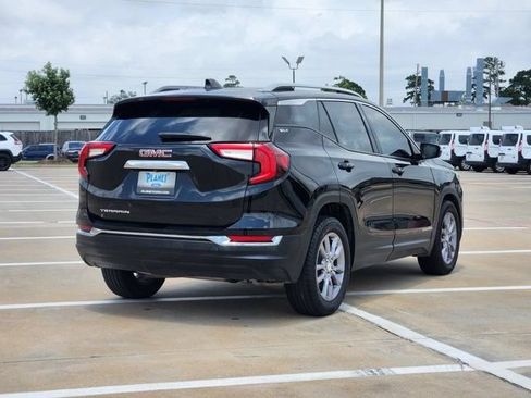 Used 2024 GMC Terrain SLT FWD image 6