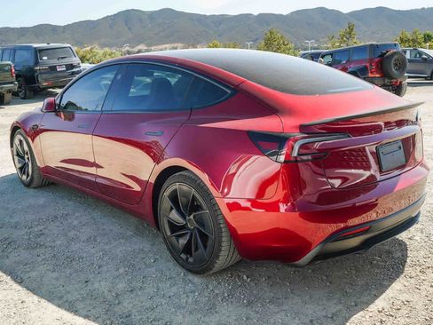 Used 2024 Tesla Model 3 Performance AWD/4WD image 13