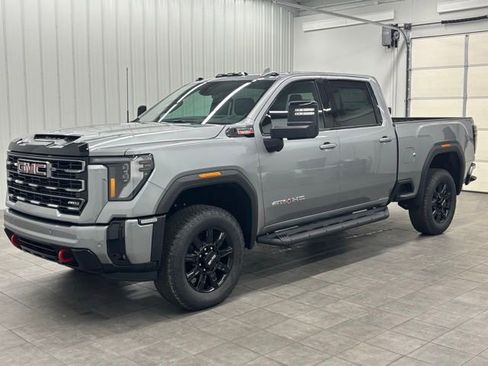 New 2026 GMC Sierra 2500 AT4 w/ Technology Package AWD/4WD image 5