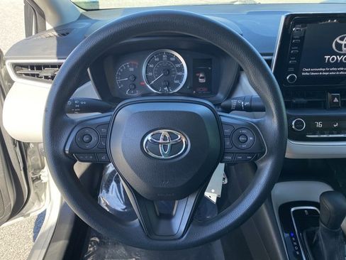Used 2020 Toyota Corolla LE image 31