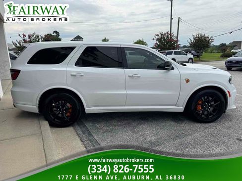 Used 2026 Dodge Durango SRT Hellcat w/ Premium Group AWD/4WD image 5