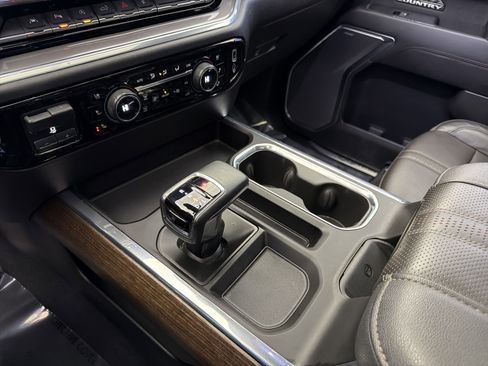 Used 2023 Chevrolet Silverado 1500 High Country w/ High Country Premium Package image 26