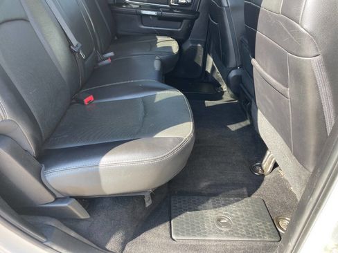 Used 2017 RAM 2500 Laramie w/ Sport Appearance Group image 28