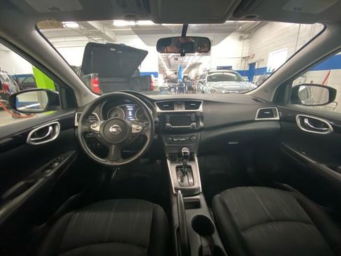Used 2017 Nissan Sentra SV image 25