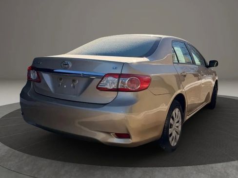 Used 2012 Toyota Corolla LE image 5