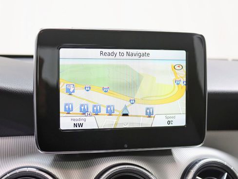 Used 2015 Mercedes-Benz CLA 250 4MATIC image 18