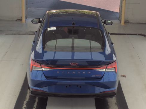 Used 2022 Hyundai Elantra Blue FWD image 7