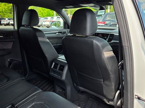 Used 2023 Volkswagen Atlas Cross Sport SEL Premium R-Line AWD/4WD image 60