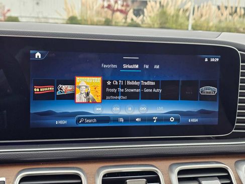 Used 2025 Mercedes-Benz GLE 350 4MATIC image 30