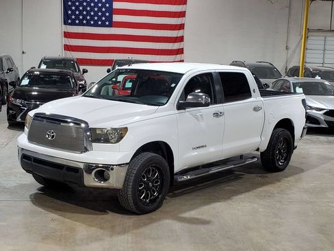 Used 2013 Toyota Tundra 2WD CrewMax w/ Tow Pkg image 38