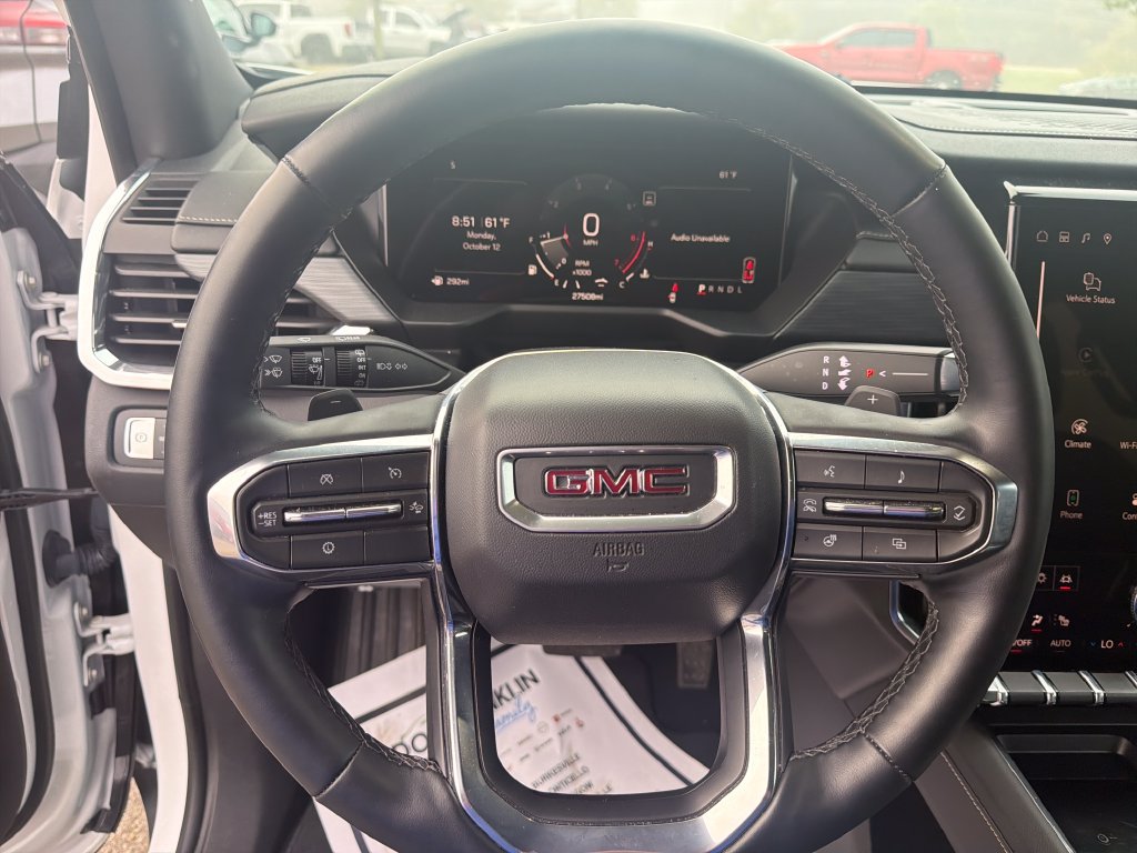 Used 2026 GMC Acadia Elevation w/ Elevation Premium Package FWD image 17
