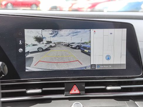 Certified 2024 Hyundai Elantra SEL FWD image 33