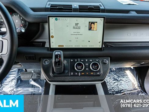 Used 2025 Land Rover Defender 110 S AWD/4WD image 39