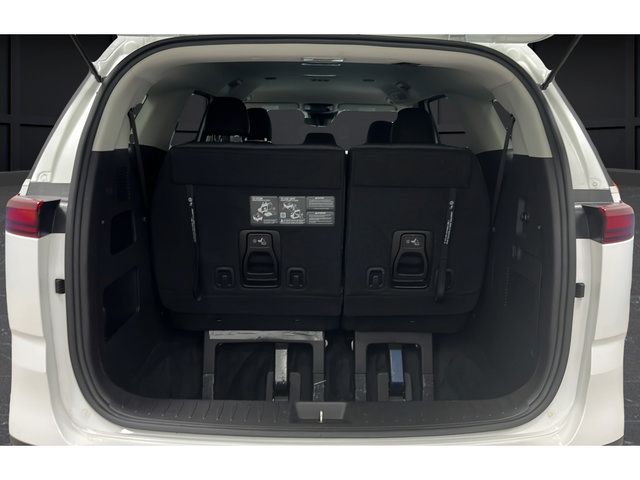 Used 2024 Kia Carnival LX FWD image 26