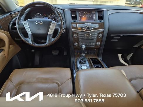 Used 2017 INFINITI QX80 Signature Edition RWD image 27