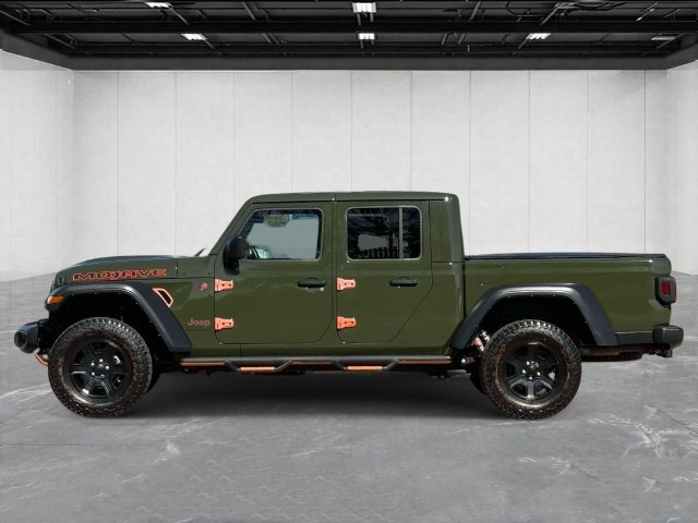Used 2022 Jeep Gladiator Mojave AWD/4WD image 2