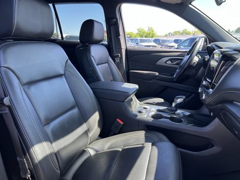 Used 2023 Chevrolet Traverse LT AWD/4WD image 26
