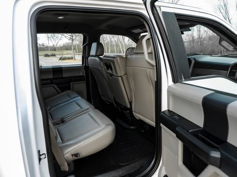 Used 2019 Ford F550 4x4 Crew Cab Super Duty image 33