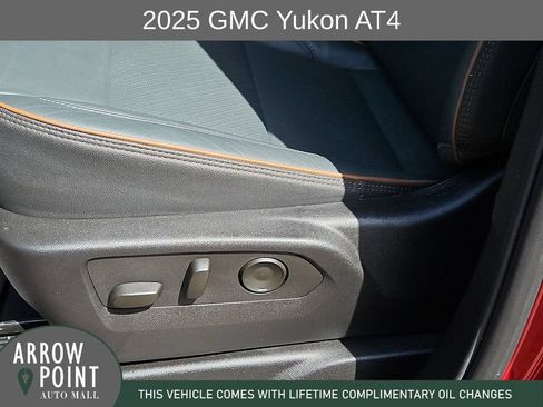 Used 2025 GMC Yukon AT4 w/ AT4 Premium Package AWD/4WD image 23