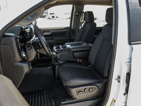 Used 2026 Chevrolet Silverado 1500 LT AWD/4WD image 44