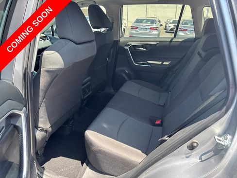 Used 2022 Toyota RAV4 XLE w/ Convenience Package AWD/4WD image 14