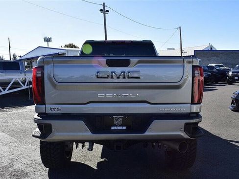 Used 2024 GMC Sierra 3500 Denali Ultimate image 3