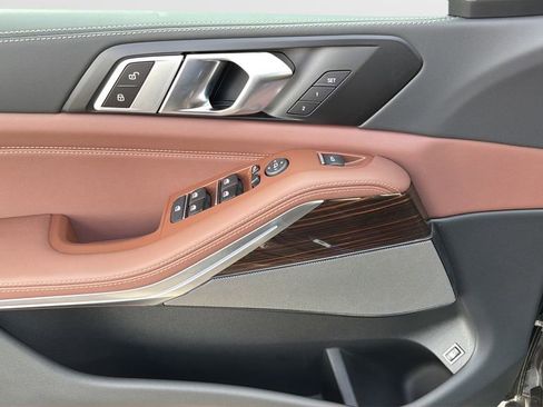 New 2026 BMW X5 xDrive50e image 12