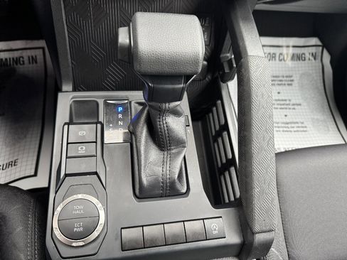 Used 2026 Toyota Tacoma SR5 image 18