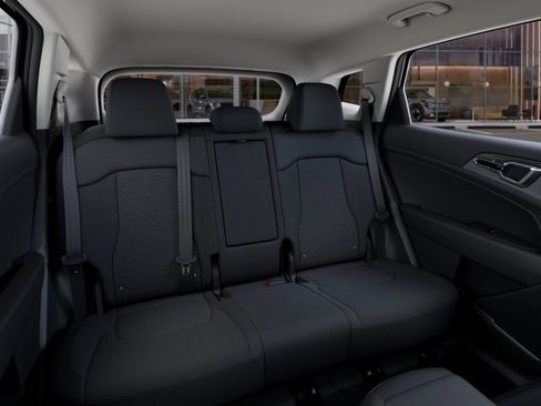 New 2026 Kia Sportage LX image 16