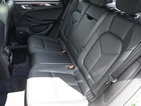 Used 2020 Porsche Macan GTS AWD/4WD image 30
