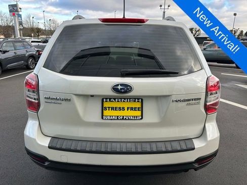 Used 2015 Subaru Forester 2.5i w/ Alloy Wheel Package image 6