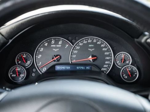 Used 2008 Chevrolet Corvette Coupe w/ Preferred Equipment Group RWD image 9