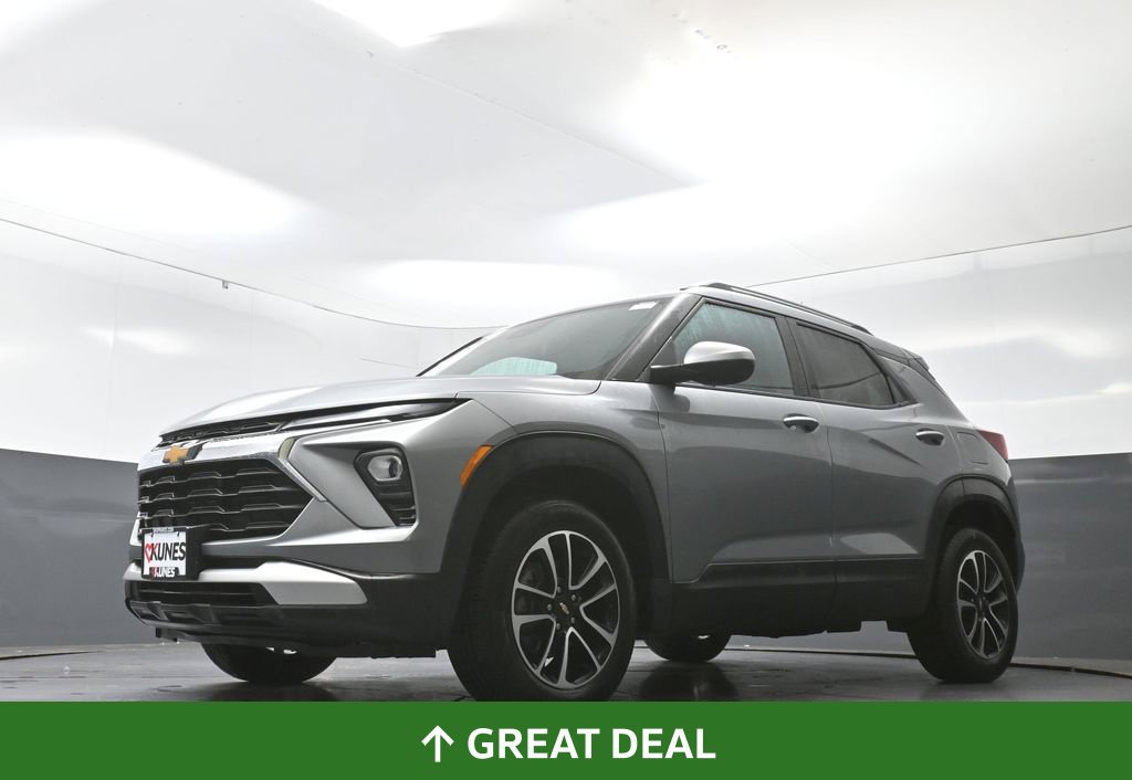 Used 2025 Chevrolet TrailBlazer LT AWD/4WD image 54