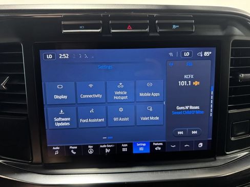 Used 2024 Ford F250 Lariat w/ Snow Plow Prep Package AWD/4WD image 39