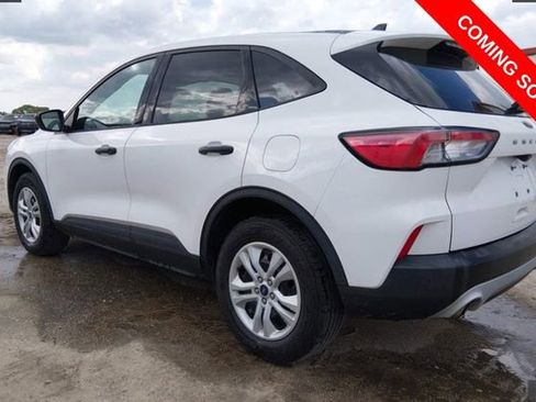 Used 2021 Ford Escape S image 3