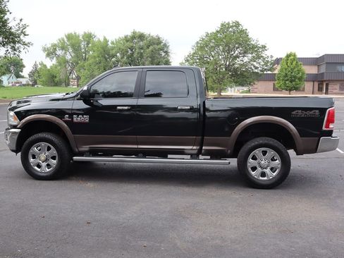 Used 2018 RAM 2500 Laramie AWD/4WD image 9
