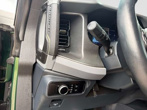 Used 2024 Ford Bronco Everglades AWD/4WD image 29