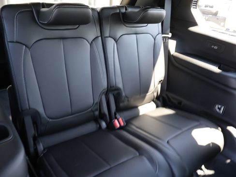 New 2026 Jeep Grand Cherokee L Limited image 13