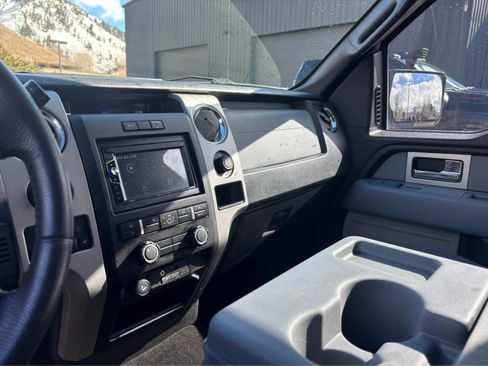Used 2011 Ford F150 XLT w/ XLT Chrome Pkg image 13