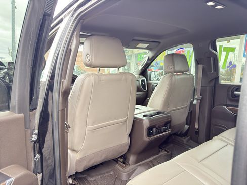 Used 2019 Chevrolet Silverado 1500 LT Trail Boss image 15