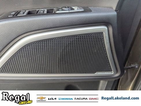 Used 2022 Kia Telluride EX w/ EX Premium Package image 18