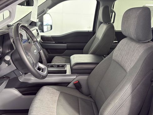 Used 2023 Ford F150 XLT image 27