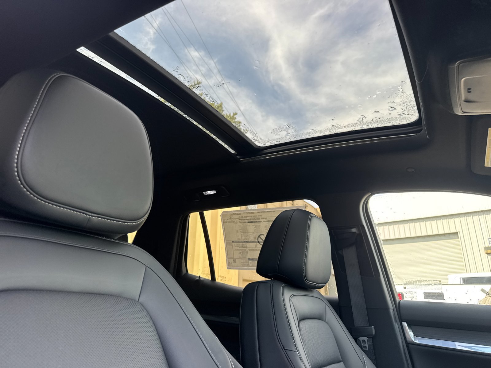 New 2027 GMC Terrain Elevation w/ Elevation Premium Package AWD/4WD image 18
