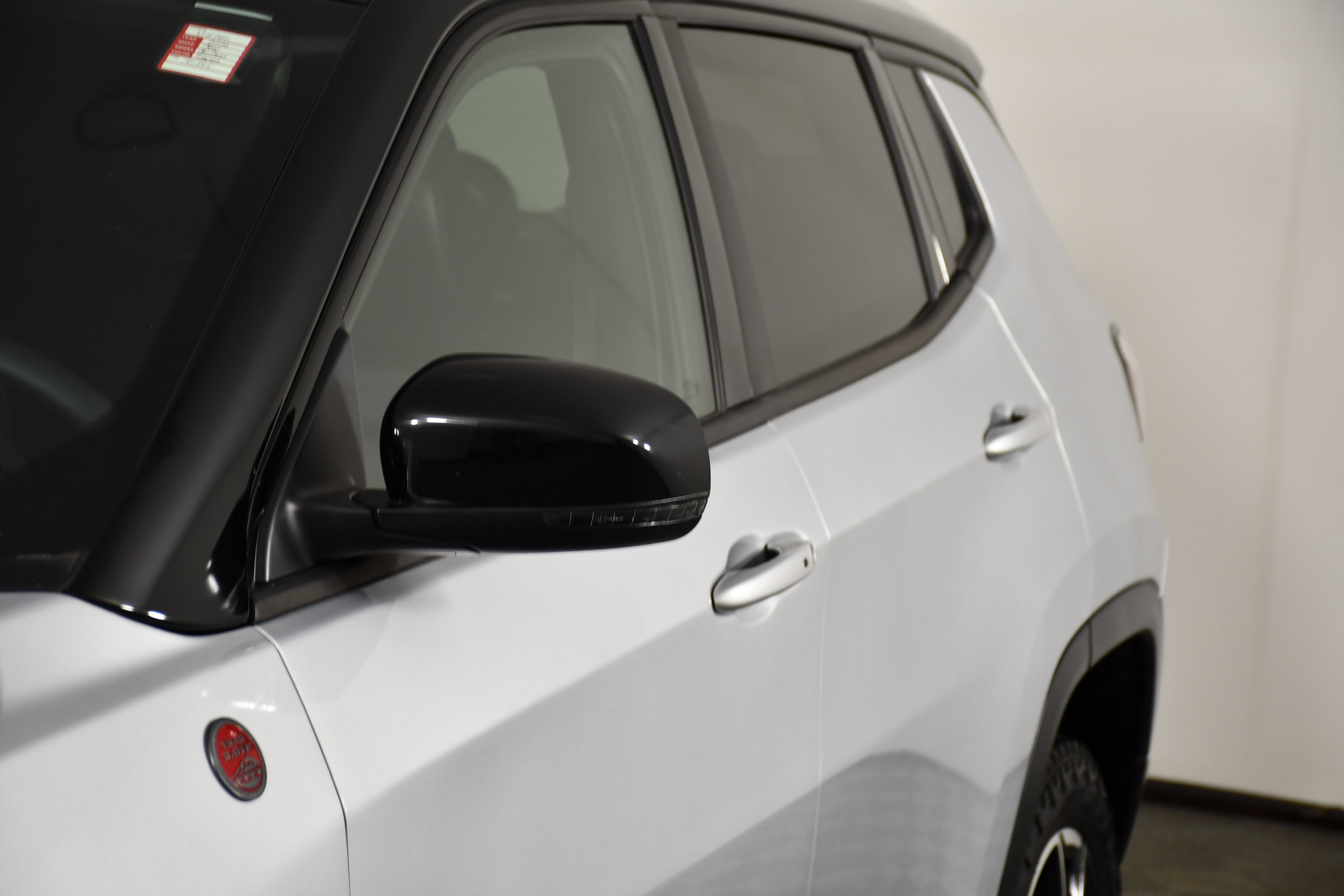 Used 2026 Jeep Compass Trailhawk AWD/4WD image 13