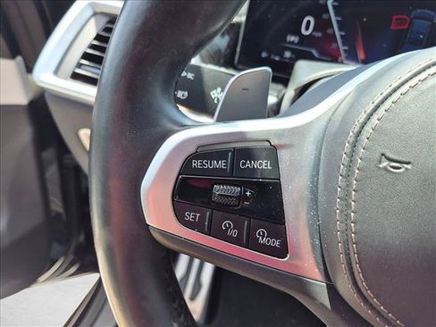 Used 2024 BMW X7 xDrive40i w/ M Sport Package AWD/4WD image 12