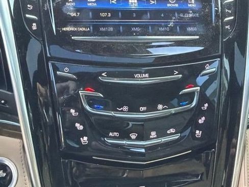 Used 2020 Cadillac Escalade Platinum AWD/4WD image 15