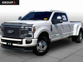 Used 2022 Ford F350 Platinum w/ FX4 Off-Road Package AWD/4WD video 1