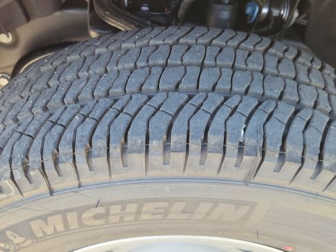 New 2026 GMC Sierra 3500 Pro AWD/4WD image 12
